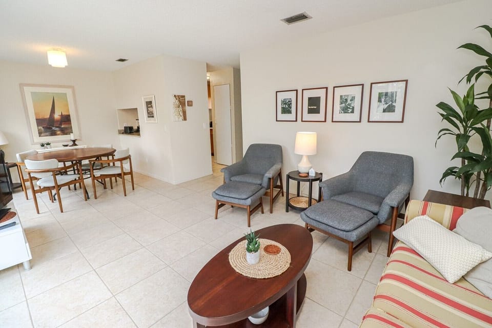 St. Augustine Beach Vacation Rental Living Room