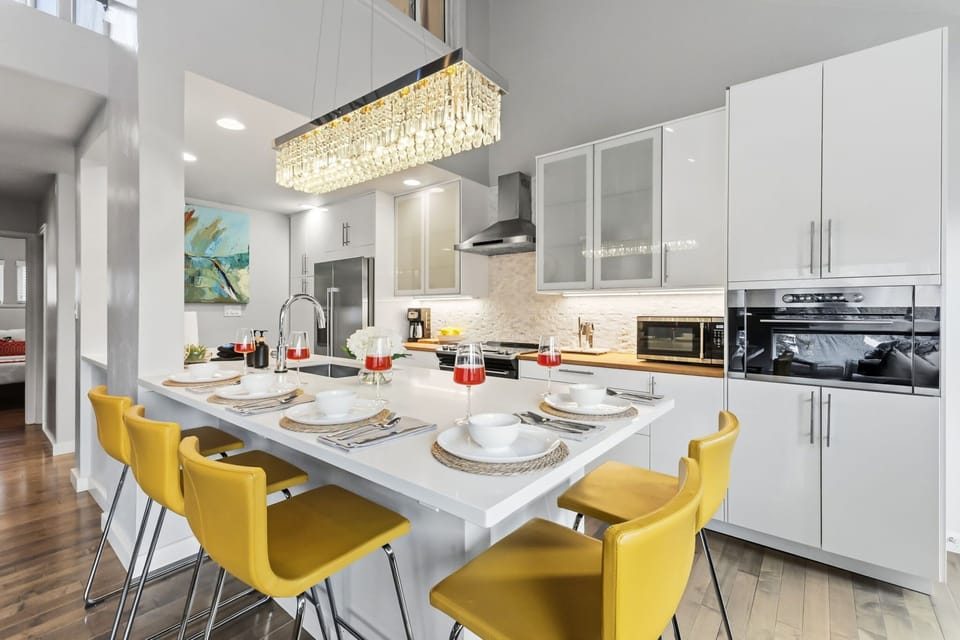 Dining area with a view and seating for 6 at the kitchen island.