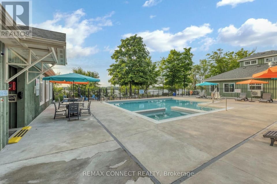 Adult pool and hot tub.. steps from the beach.
