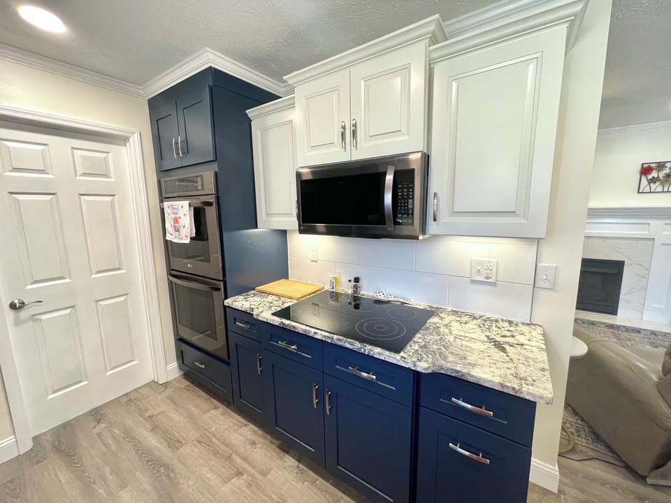 Check out the double oven!