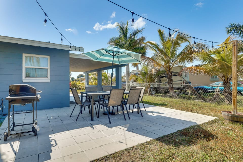 Fort Myers Vacation Rental | 3BR | 1BA | 1,000 Sq Ft