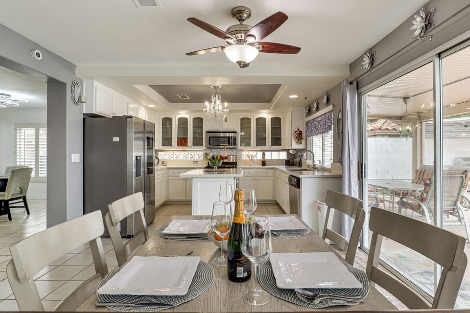 Kitchen | Main Level