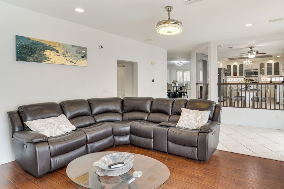 Living Room | Main Level