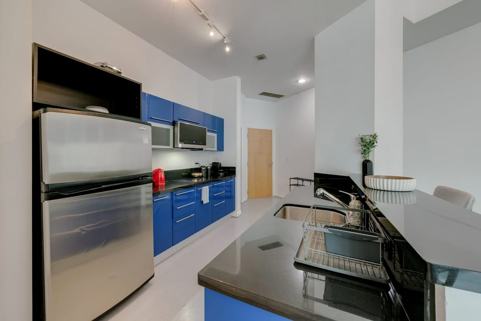 Modern & Fully Equipped: All the essentials you need to feel right at home