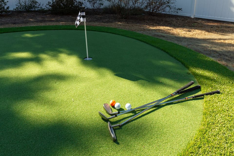 Practice your short game on the private putting green ⛳✨