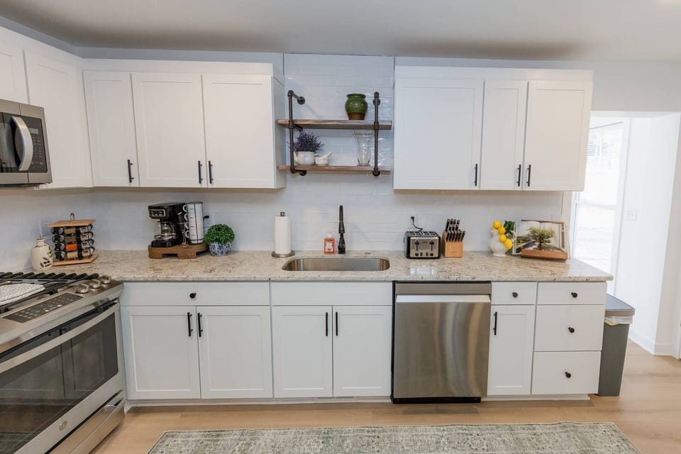 Fully equipped kitchen