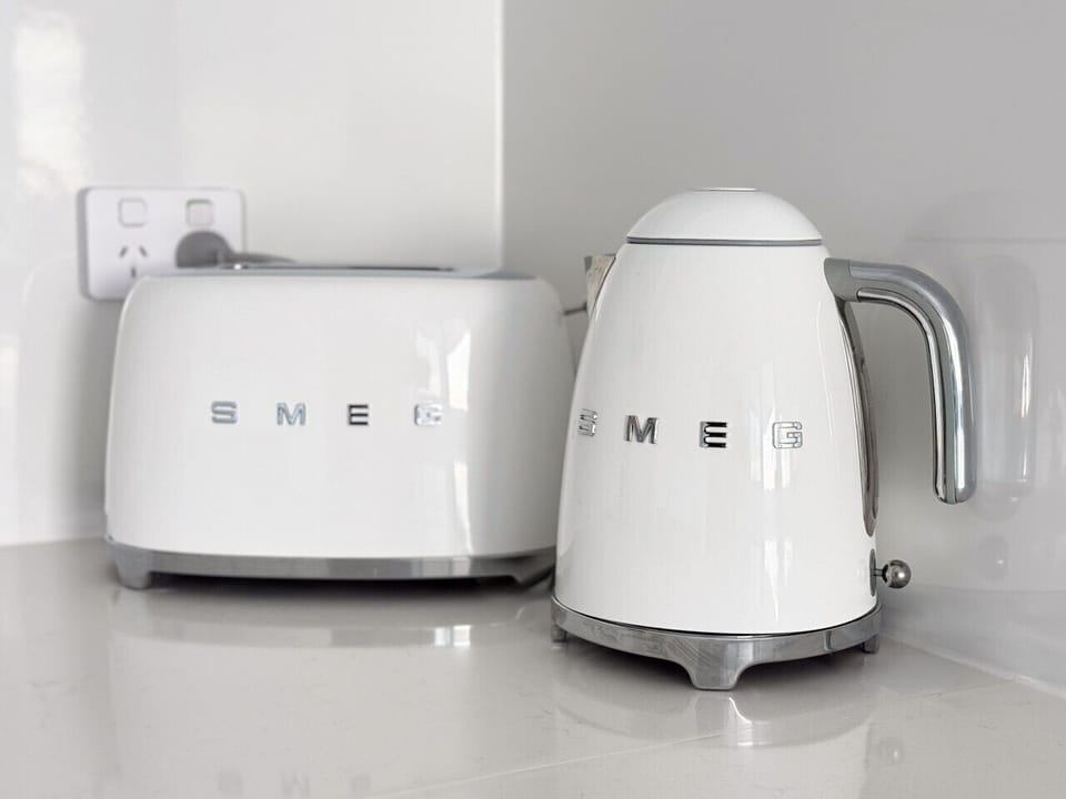 Quality appliances offer up breakfast goodies, hot warm tea, and coffee.