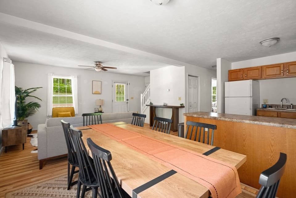 Kitchen, family room