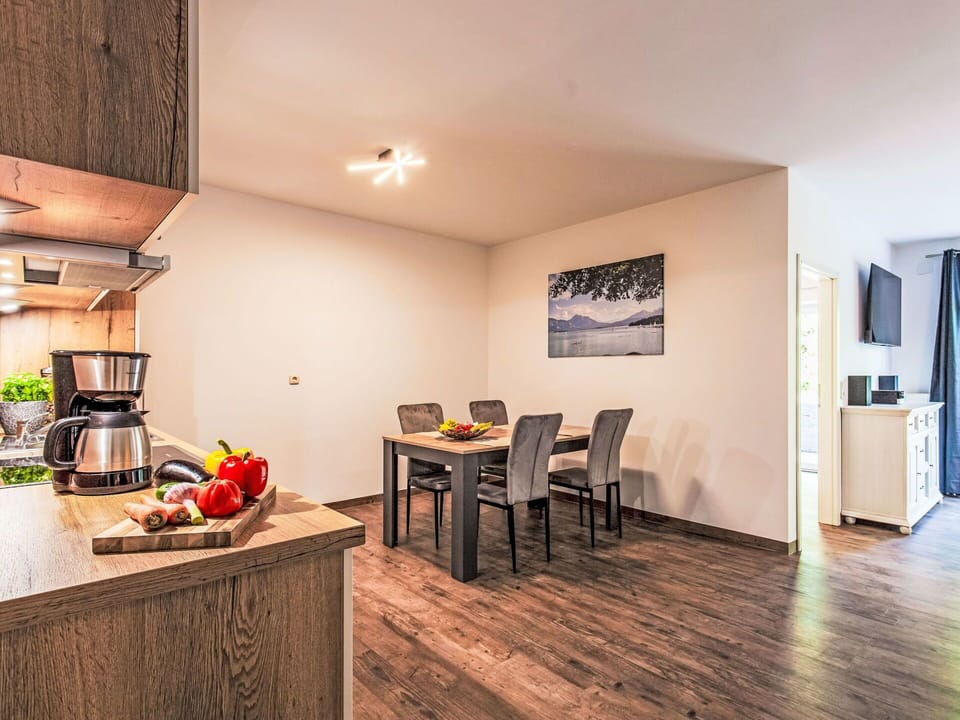 Wood, Home, Furniture, Wood Flooring, Hardwood, Plank, Wood Stain, Lumber, Log Cabin, Freezing