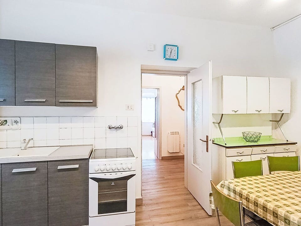 Furniture, Flooring, Interior Design, Kitchen, Wood, Floor, Major Appliance, Kitchen Appliance, Ceiling, Countertop