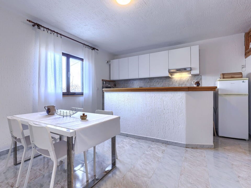 Furniture, Flooring, Interior Design, Ceiling, Floor, Kitchen, Lighting, Table, Room, Kitchen & Dining Room Table