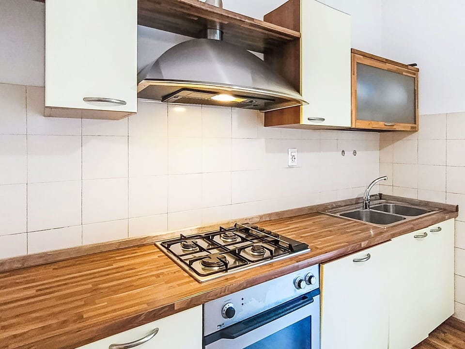 Shrub, Residential Area, Home, Estate, Garden, Lawn, Landscaping, Yard, Mansion, Villa