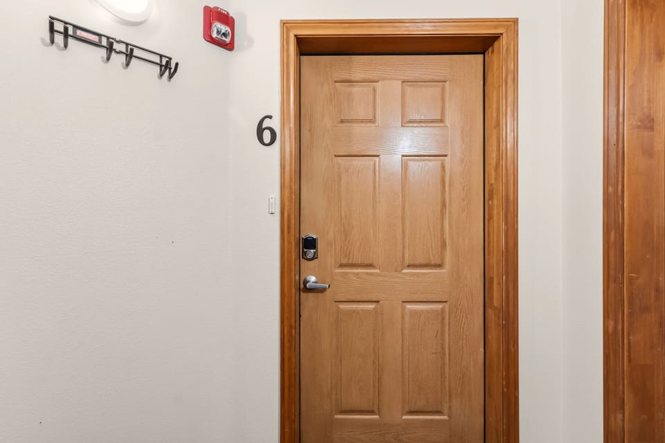 Unit door