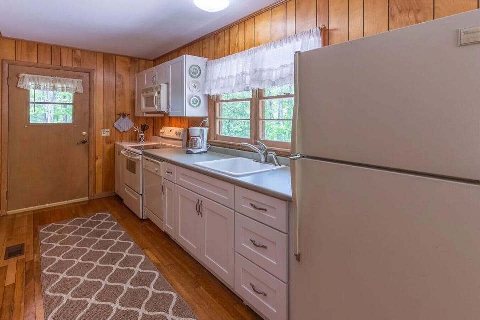 Fully stocked kitchen