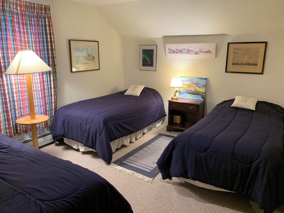 Bedroom (3rd Floor)