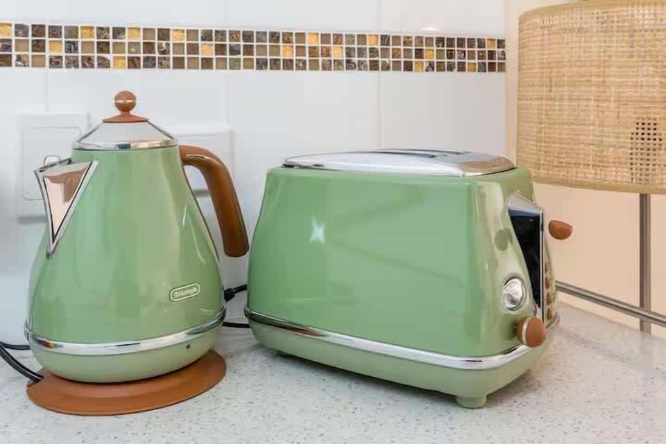 Kettle & Toaster