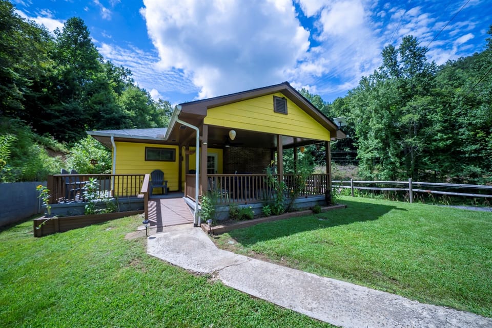 Outside Dragon's Lair