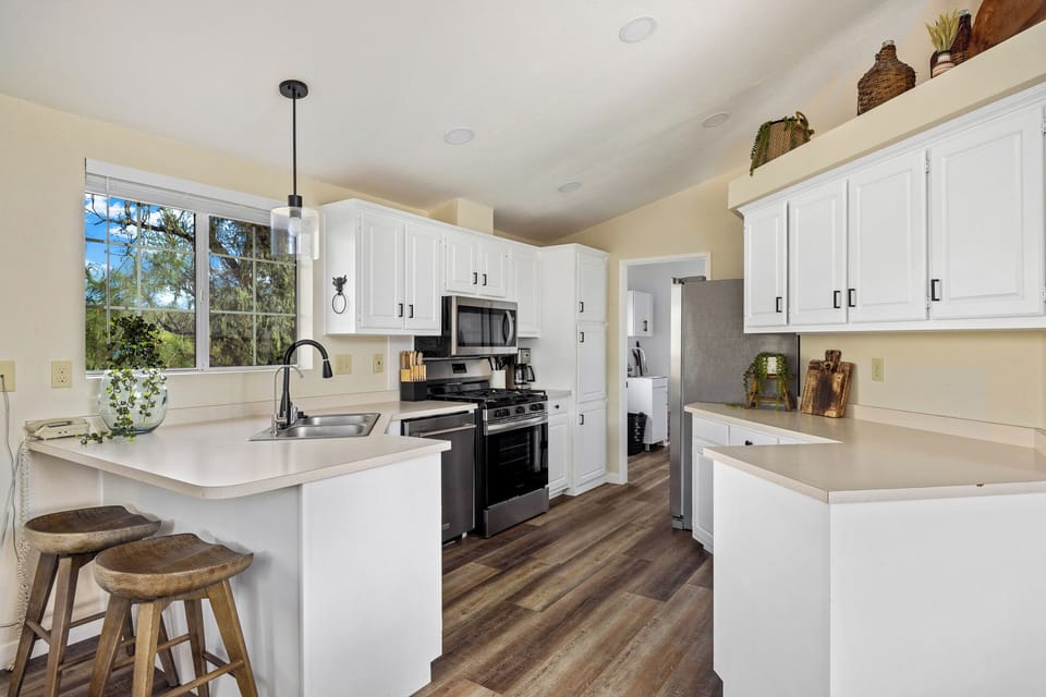 The Kitchen and breakfast bar, seating for 2