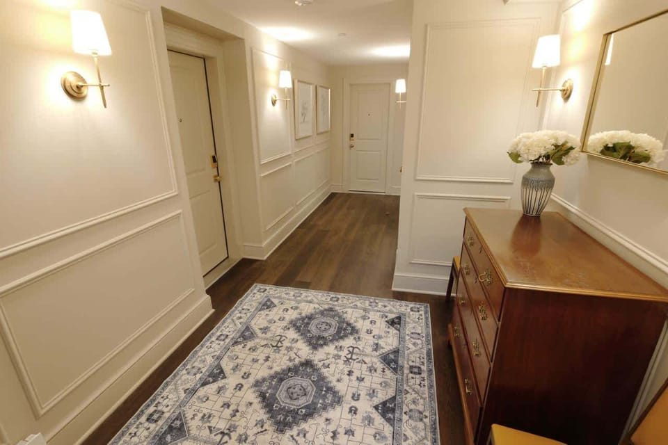 Once in this hallway, your unit will be the one located to the left (Apartment A)