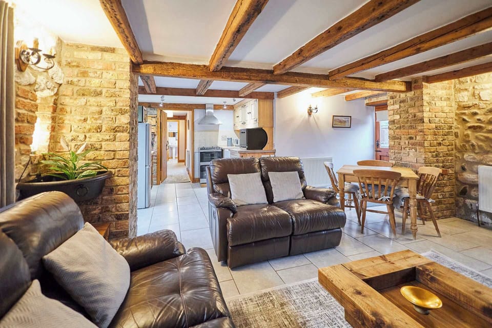Mil House, Bridlington- Host & Stay