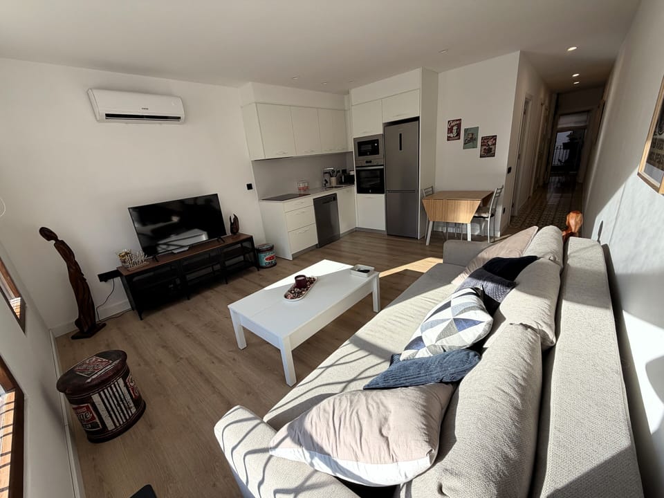 Apartments_Lovely_Rooms_Vic Apartment in Catalonia