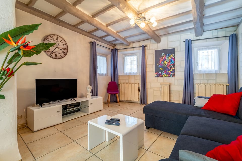 Lucciano Village House, 6 Guests – Private Pool, Wi-Fi & Air Conditioning House in Provence-Alpes-Côte d'Azur