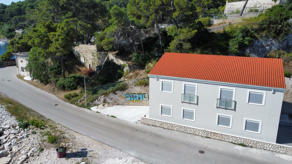 exterior, parking space