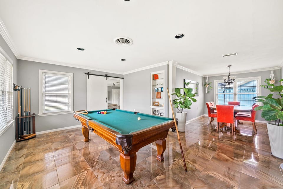 Game room