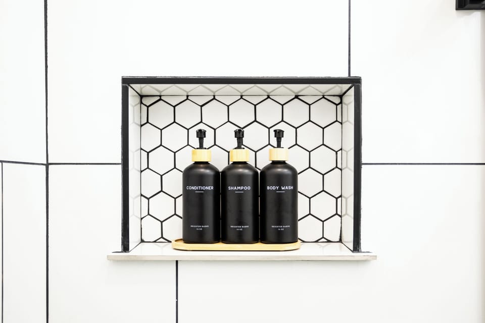 Bathroom amenities