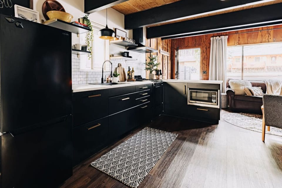Kitchen - Great open floor plan