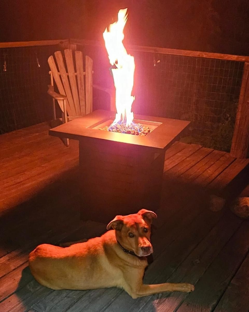 Deck fire table