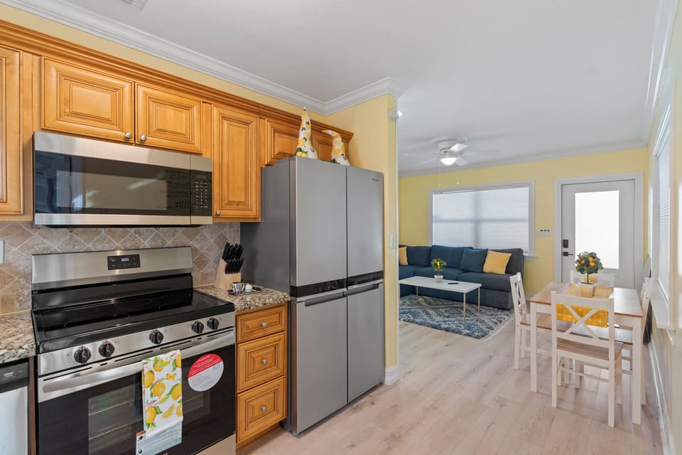 The entire kitchen was  renovated and knew