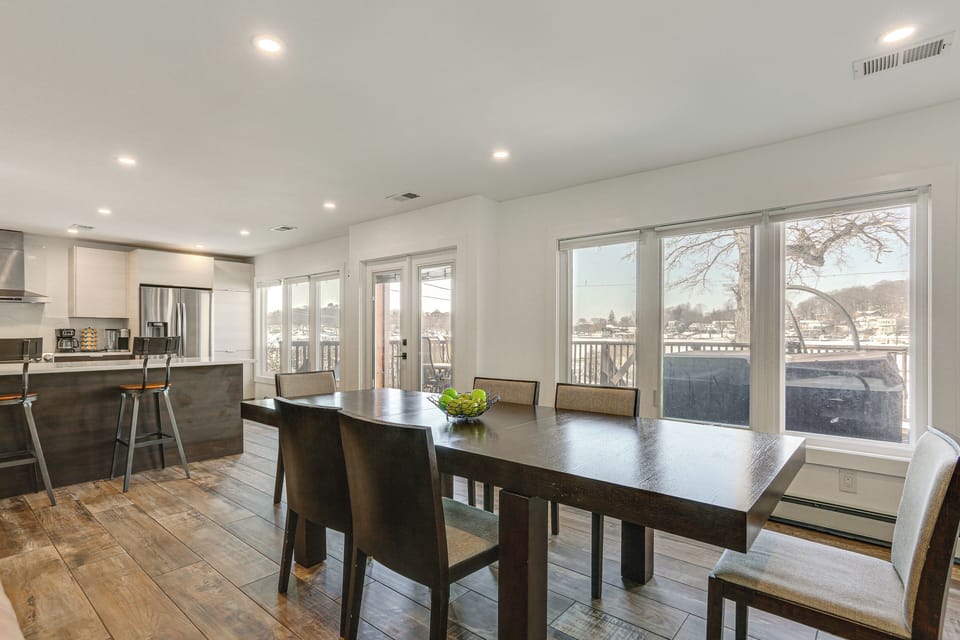 Dining Area | 1st Floor