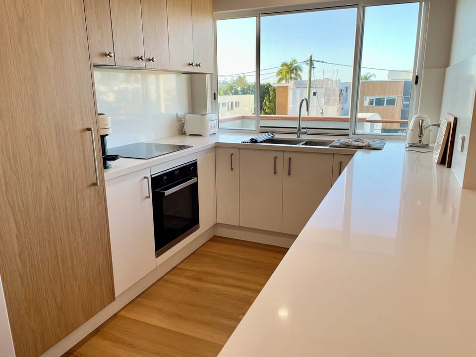 Fully equipped large kitchen with everything you need