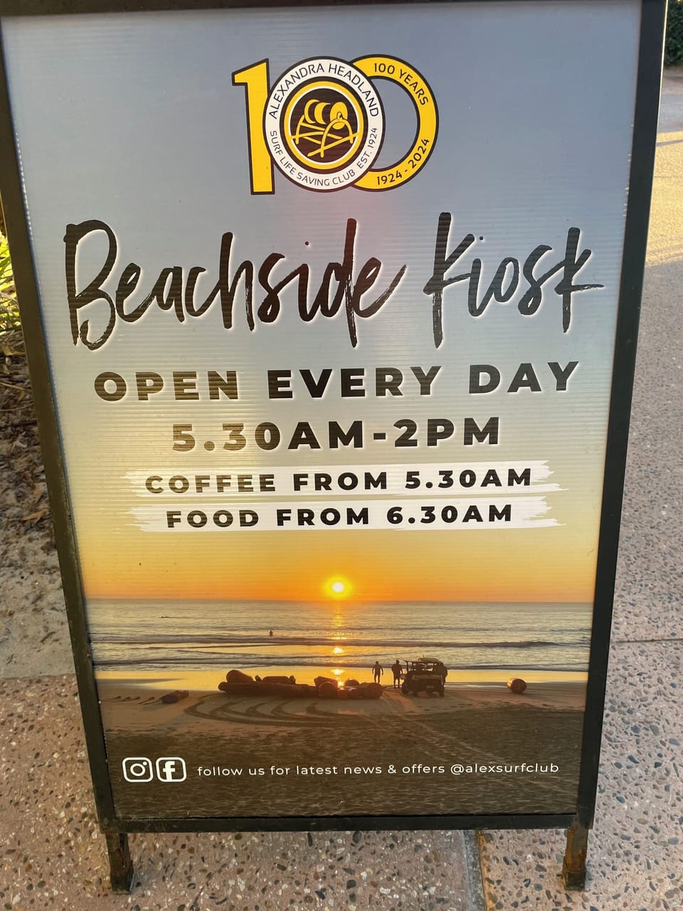 Breakfast at Alexandra Headland Surf Club