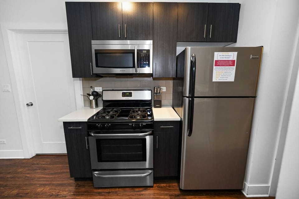 Fully equipped kitchen perfect for easy home cooking