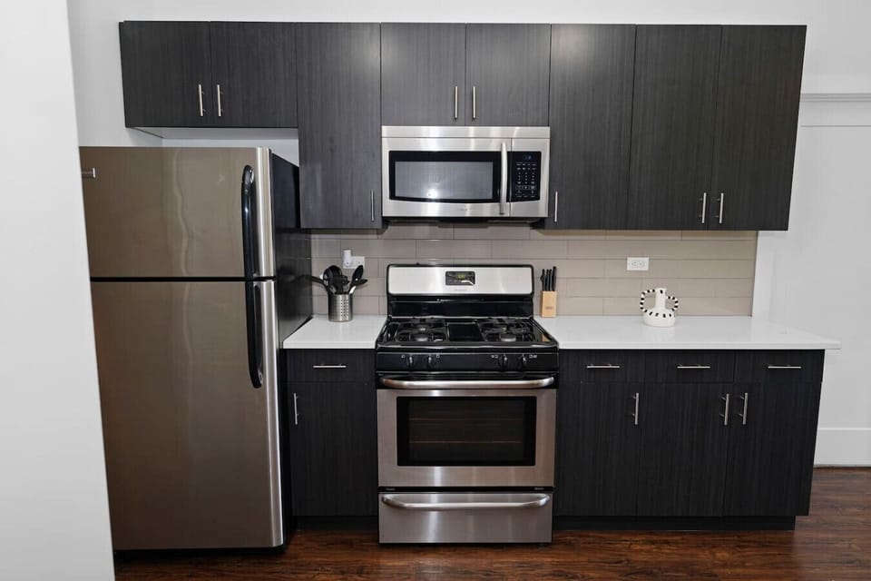 Cook with ease in this sleek, stylish kitchen