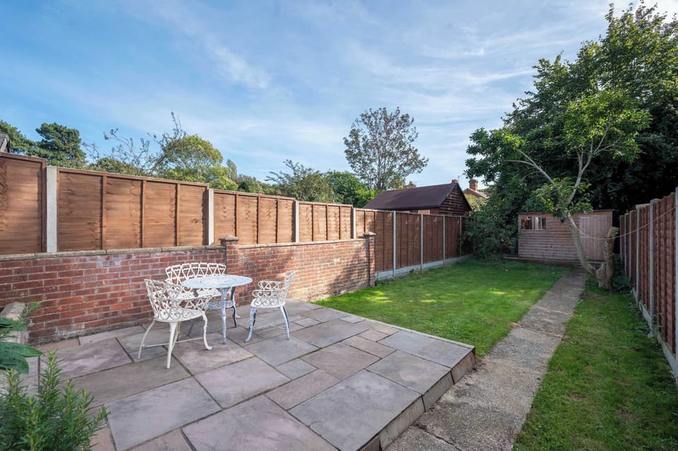 Sherrington Road Abode, Ipswich - Host & Stay