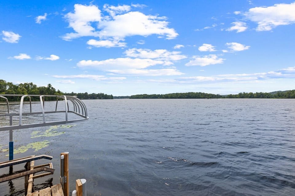Dock | Lake Access | Scenic Views