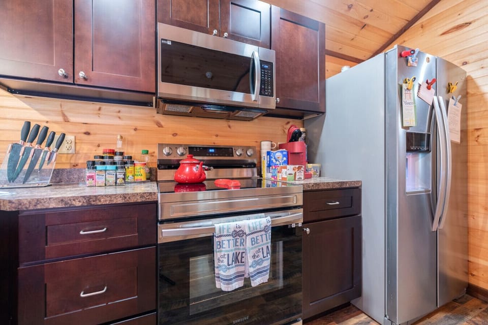 Kitchen | Stainless Appliances | Coffee and Tea Station