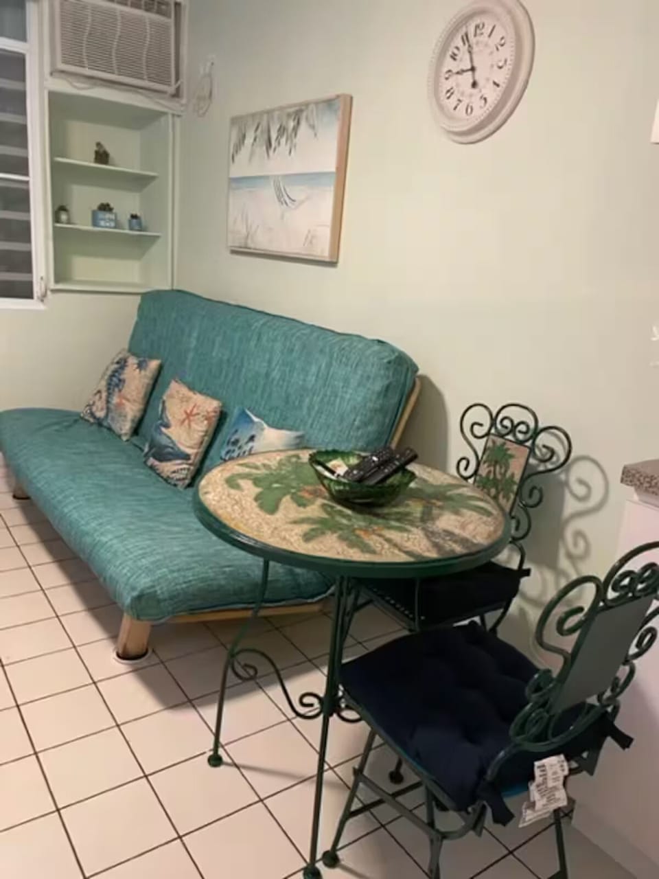 Oceanview! Cozy Studio Just Steps from the Beach House in Carolina