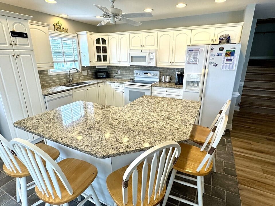 2 Isle Kitchen