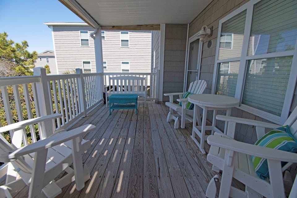 Entry porch