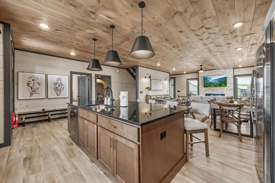 Kitchen- Main Level