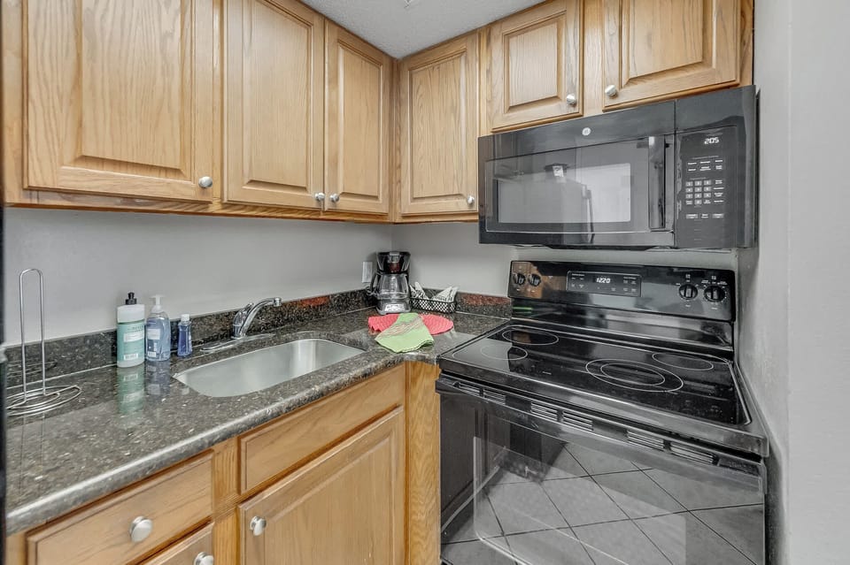 Large Kitchen Area
