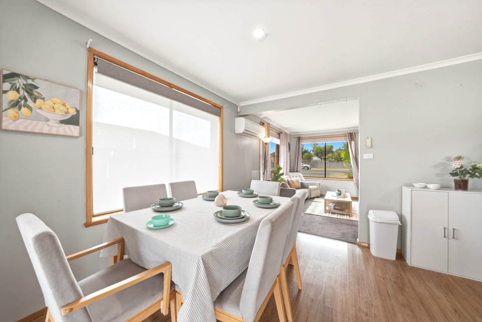 Open dining area perfect for group meals in central Hobart stay