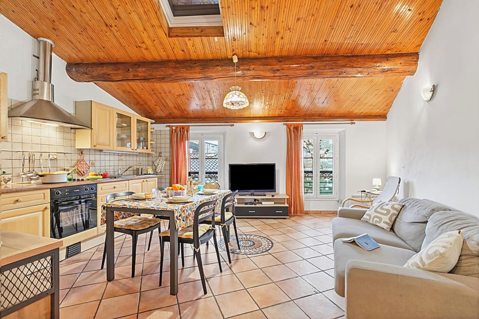 Living and dining room