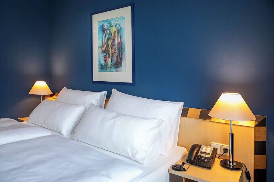 Curl up in soft pillows with warm, relaxing lamplight.