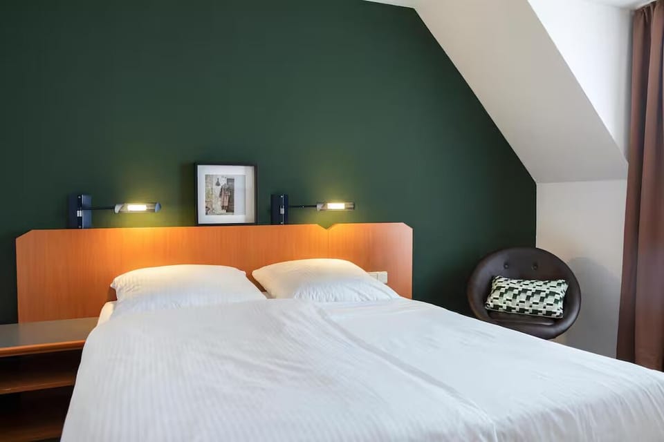 Bedroom. Interior and views may vary based on location and availability.