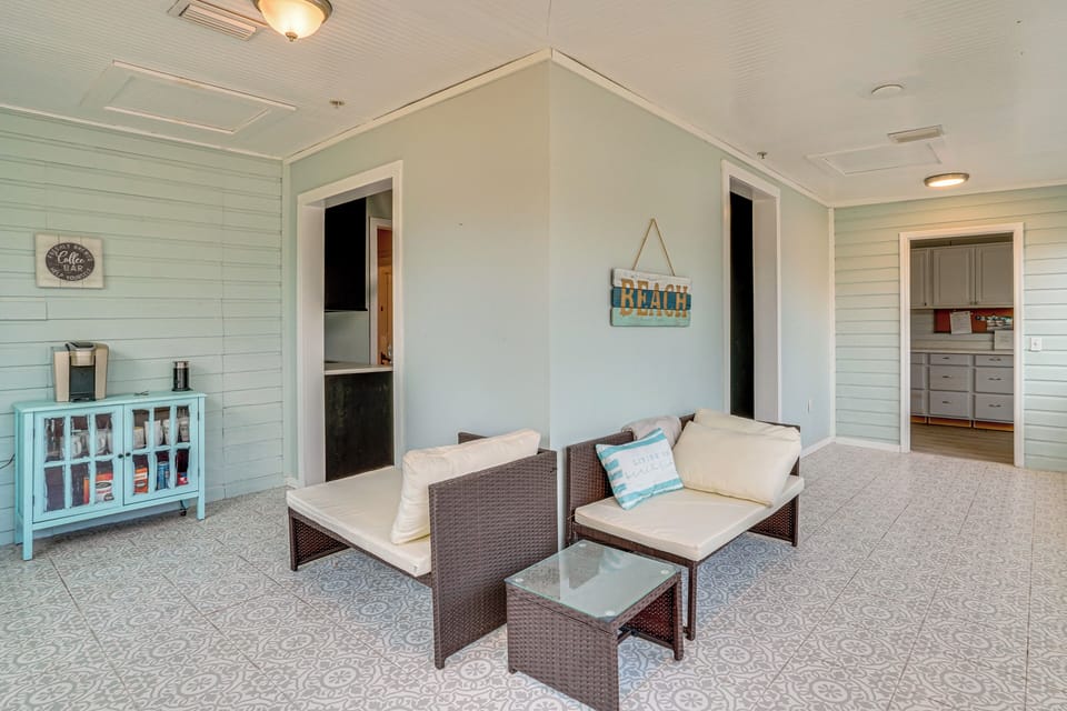 Sunroom | 1st Floor